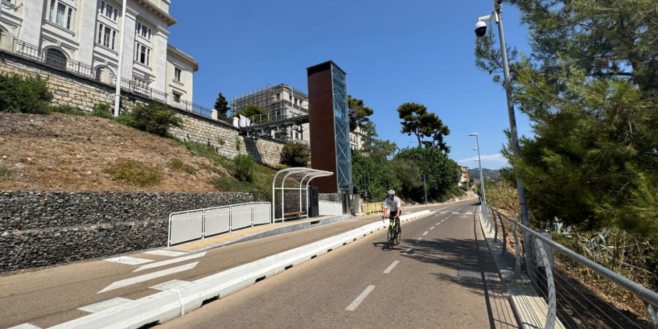 Imperia, attivo da ieri il nuovo ascensore della pista ciclabile: bici al seguito e barriere abbattute