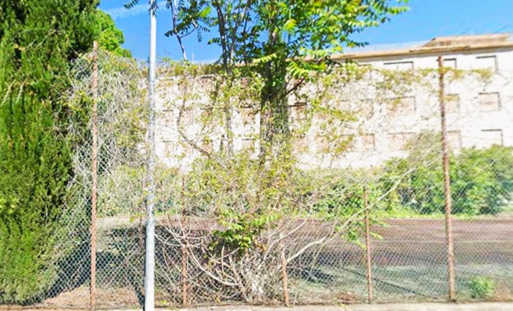 Diano Marina, scatta l’ordinanza per l’Ex Divin Maestro: il Comune impone la messa in sicurezza contro degrado e vandalismi