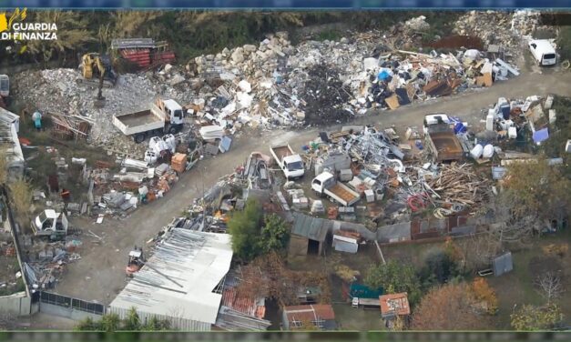 Rifiuti, amianto, roghi e traffico illecito: questa vasta area sequestrata a Ventimiglia, nei guai due società e sette persone