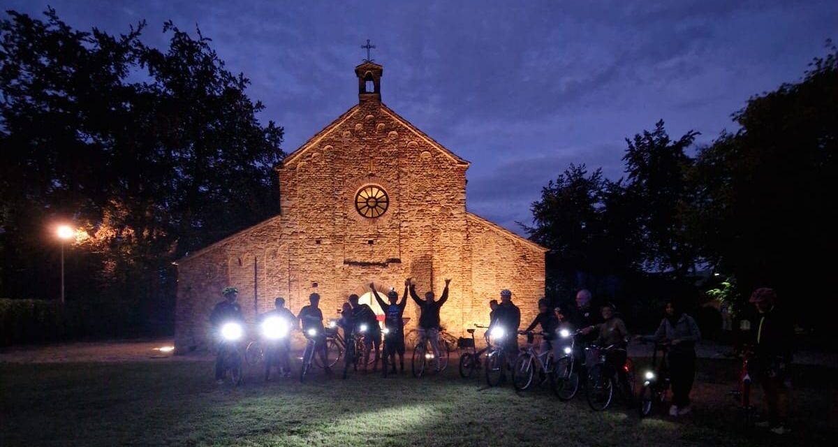 Torna la “Pedalata Notturna per Ciclisti Lenti”: da Tortona a Viguzzolo al ritmo di chi va piano