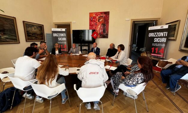 Minori e pericoli del web: a Novi Ligure scatta il progetto “Insieme si vince – Orizzonti sicuri” con Roberta Bruzzone