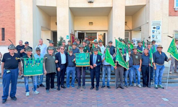 Ventimiglia celebra i 100 anni degli Alpini. L’assessore Scajola: “Un secolo al servizio della comunità”