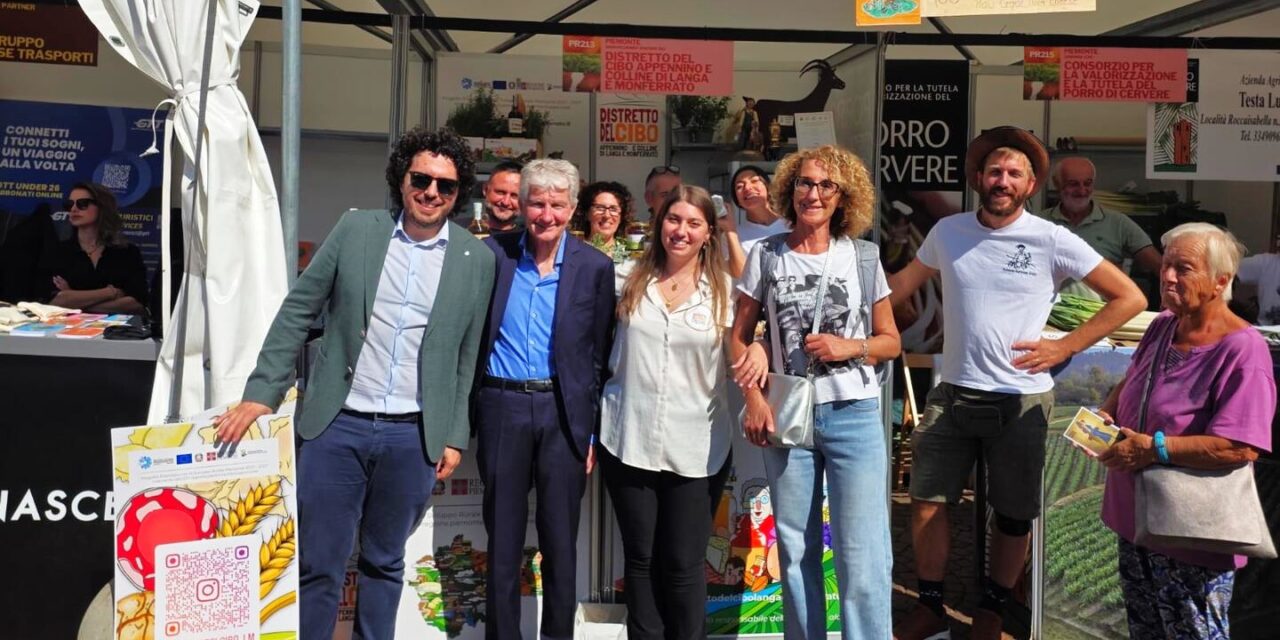 Da Ovada e dalle colline tra Alessandria e Asti a Piazzetta Reale: successo a Torino per lo stand immersivo del Distretto del Cibo a Terra Madre
