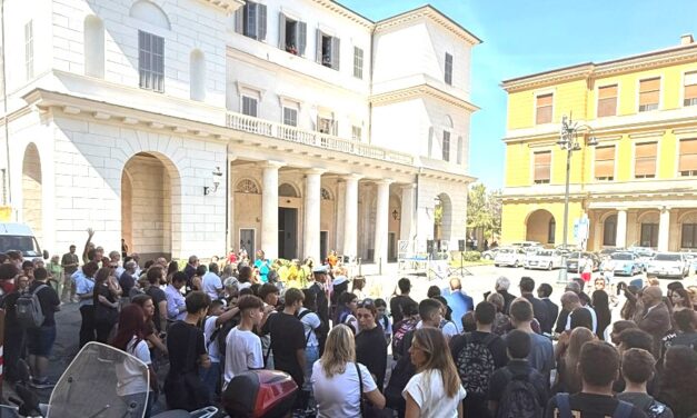 Sei aule tematiche, musica e supporto allo studio: apre a Imperia “DesTEENazione”, il centro per i ragazzi dagli 11 ai 18 anni