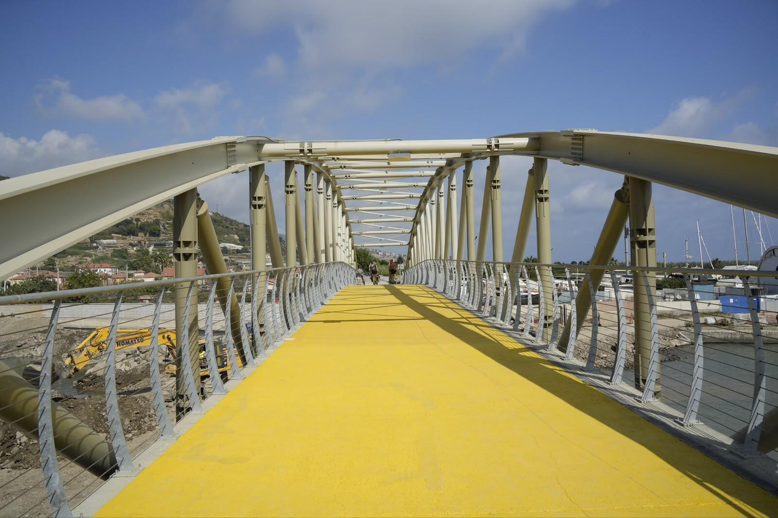 Sicurezza e rilancio turistico: a Taggia e Riva Ligure l'inaugurazione del nuovo ponte sul torrente Argentina