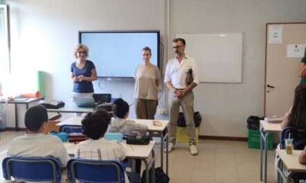 Prima campanella alla “Valenziano”: il Sindaco Chiodi saluta gli studenti per l’inizio dell’anno scolastico
