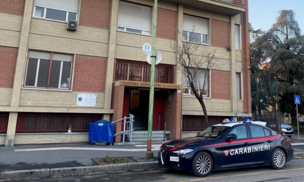 Novi Ligure, finto incidente nel parcheggio per estorcere contanti: denunciato dai Carabinieri