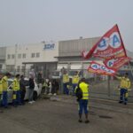 Sciopero dei corrieri SDA ad Alessandria: braccia incrociate contro i ritardi e le uscite tardive dal deposito