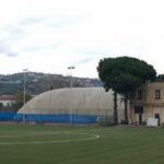 Campo sportivo di Diano Marina, migliora l’illuminazione: affidato il materiale elettrico per 18 nuovi corpi illuminanti