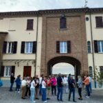 Viaggio nella storia contadina a Pontecurone: grande successo per “Cascine aperte” tra corti e dimore secolari