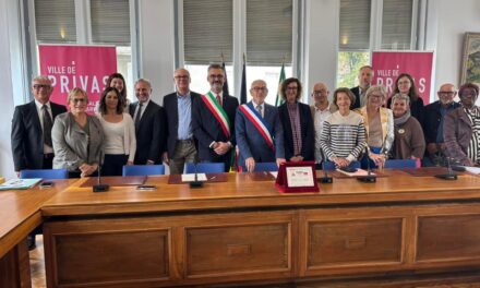 Tortona rinnova lo storico gemellaggio con Privas: firmato il nuovo patto e inaugurata la rotonda intitolata alla città