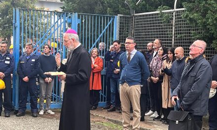 Crisi Ex Ilva a Novi Ligure, la lettera del Vescovo Guido Marini: «Non siete soli, la Chiesa prega per il vostro futuro»